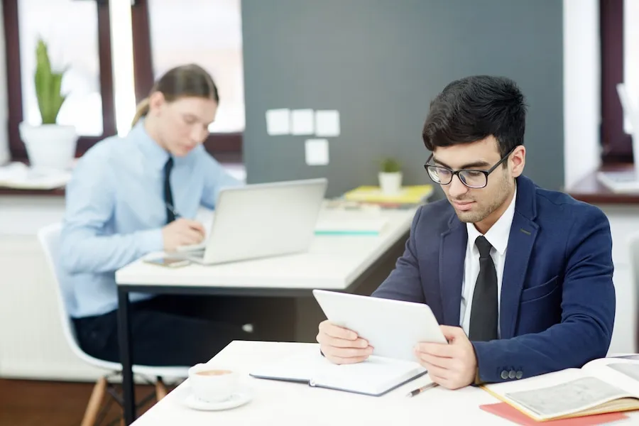 Account Management Trainee